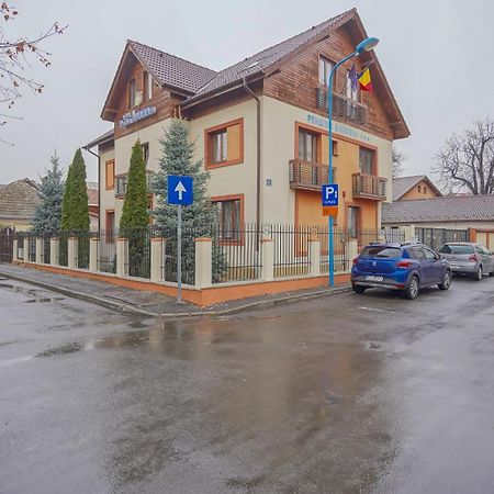 Pension Bavaria 브라쇼브 외부 사진